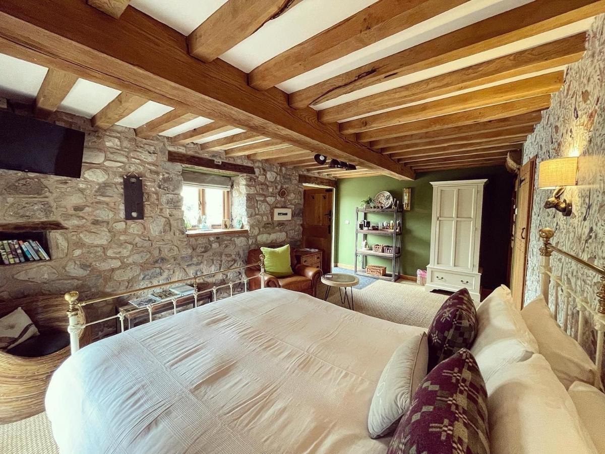 The Cowshed Bed & Breakfast Llangollen Dış mekan fotoğraf