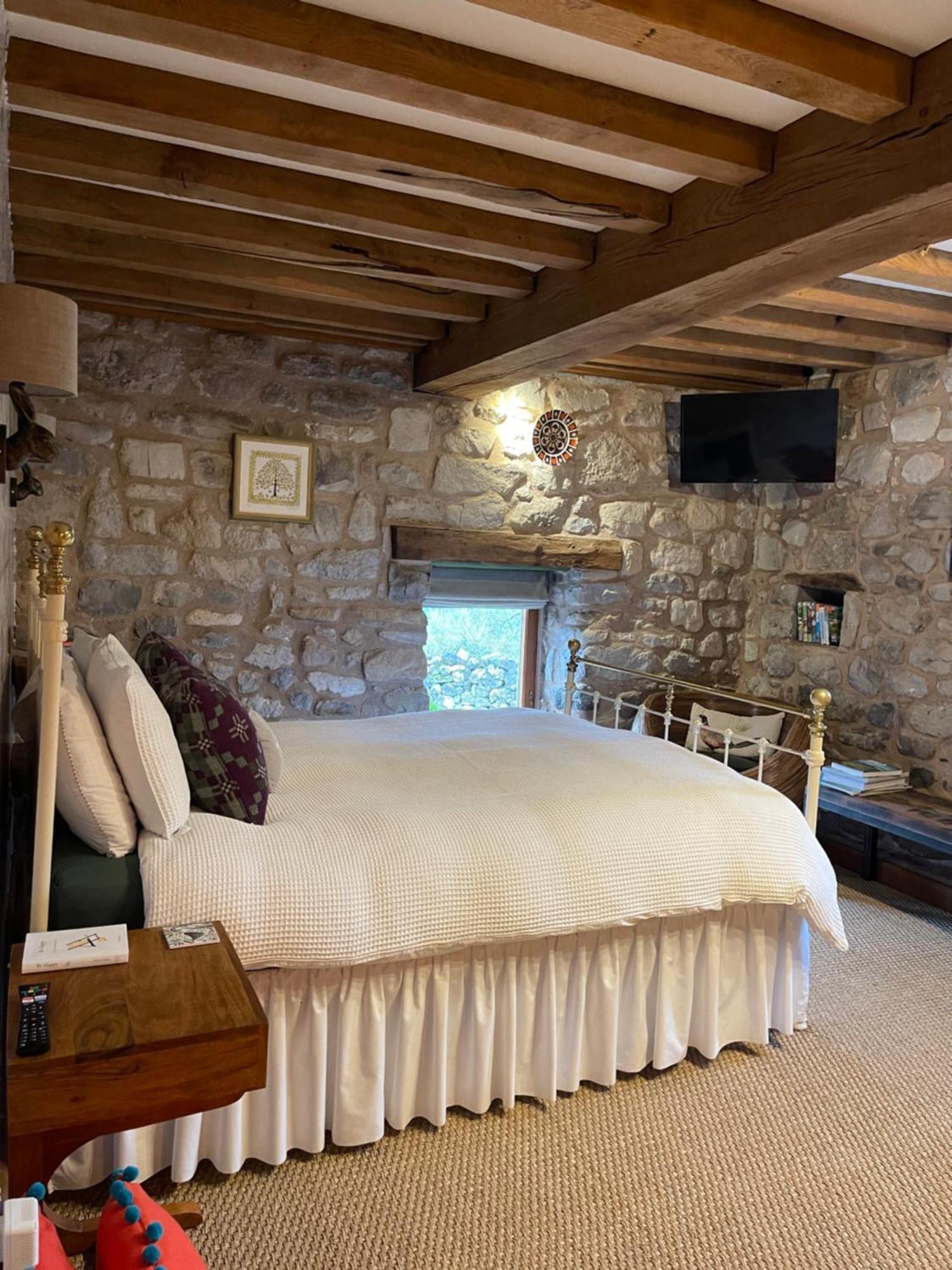 The Cowshed Bed & Breakfast Llangollen Dış mekan fotoğraf