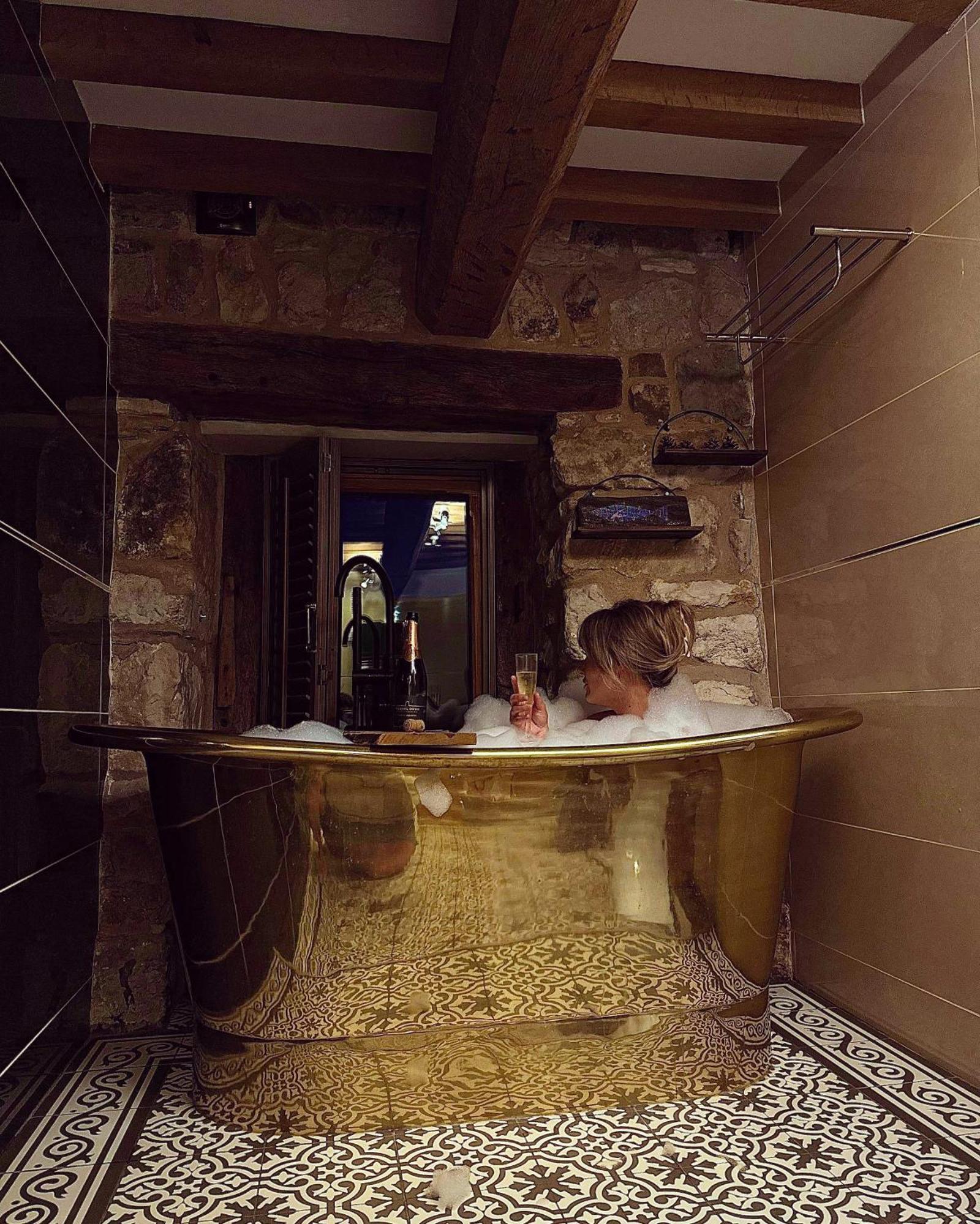 The Cowshed Bed & Breakfast Llangollen Dış mekan fotoğraf
